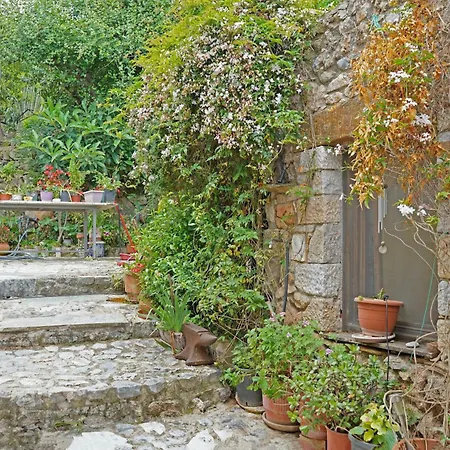 Διαμέρισμα Lina's Art And Stone Βέργα Καλαμάτας