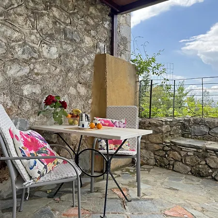 Traditional Stone Build Private