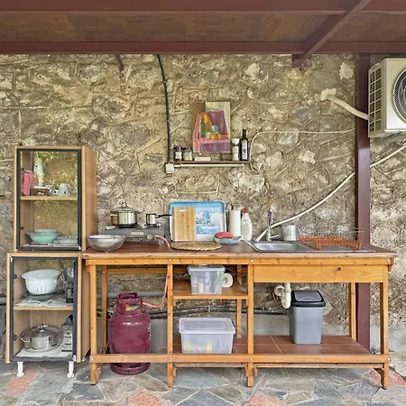 Apartment Traditional Stone Build Private