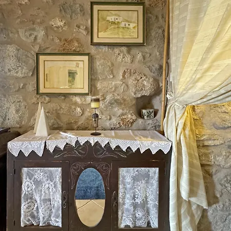 Apartman Lina's Art And Stone Vérga Kalamátasz